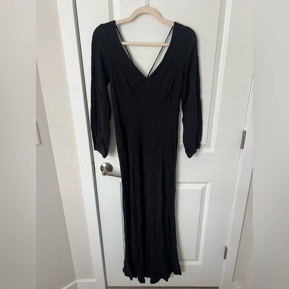 Long sleeve free people dress with cross cross detail on back